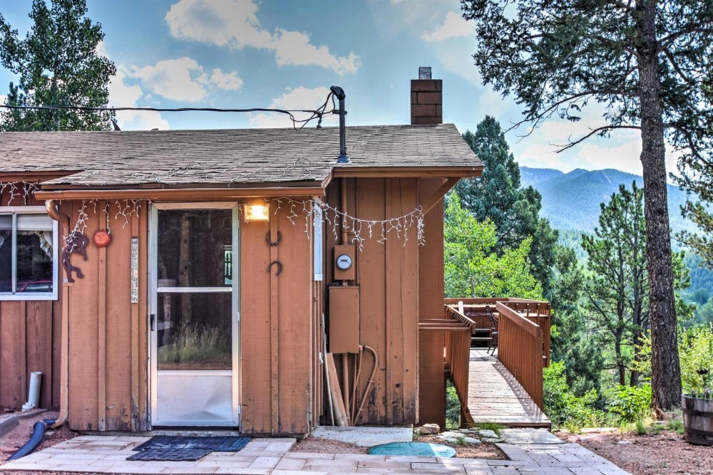 Horseshoe Lodge Divide Cabin with Furnished Deck! Main image